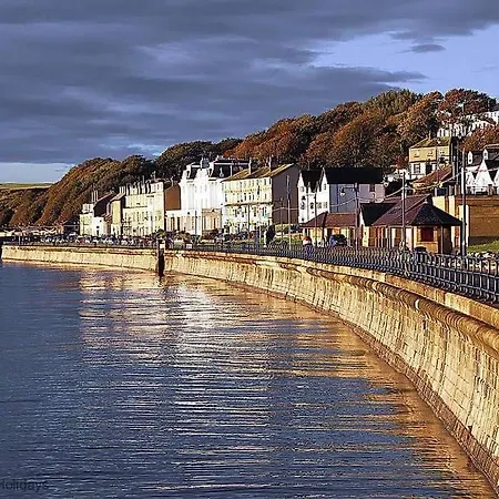 بيت للعطل Arthurs Escape - Part Of The The Bay Village With Pool, Gym And Direct Access, Pub, Restaurant, Tennis And Meadows Walks Filey