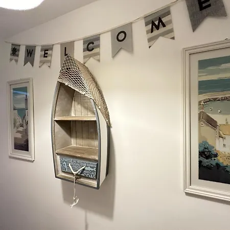 Arthurs Escape - Part Of The The Bay Village With Pool, Gym And Direct Access, Pub, Restaurant, Tennis And Meadows Walks