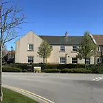 Arthurs Escape - Part Of The The Bay Village With Pool, Gym And Direct Access, Pub, Restaurant, Tennis And Meadows Walks * ファイリー